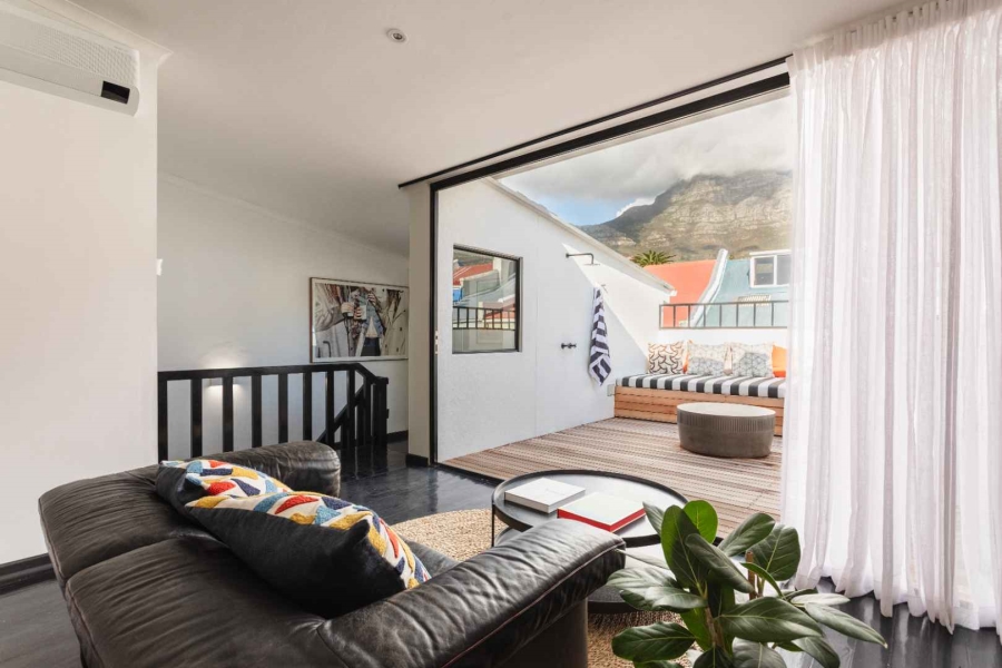 3 Bedroom Property for Sale in Oranjezicht Western Cape